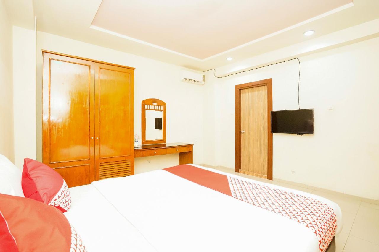 Reddoorz @ Panglima Sudirman Hotel Surabaya Exterior photo